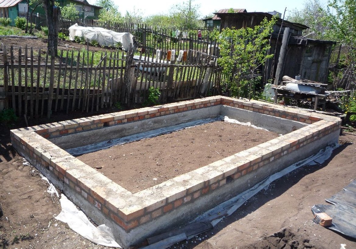 Как купить участок и построить баню: советы от Росреестра