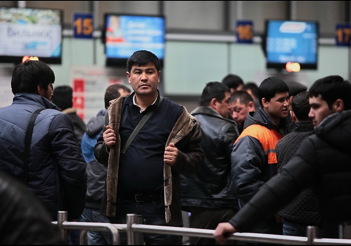 Миграционные обязанности и возможности для иностранных работников