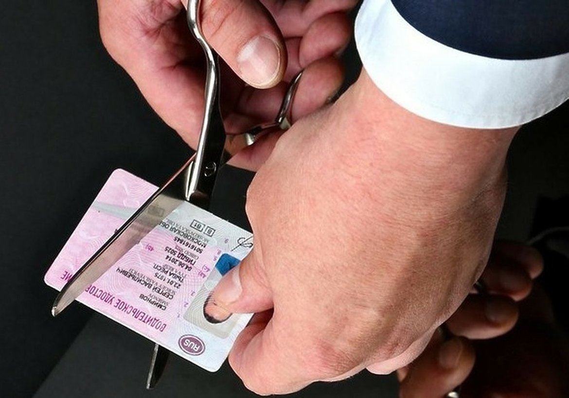 В Канске задержан водитель-лишенец за повторное вождение без прав