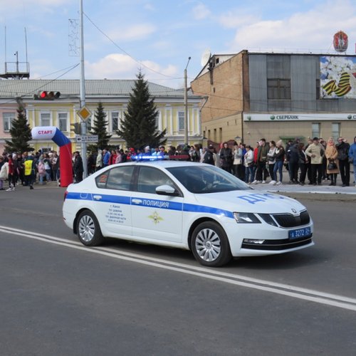 Ограничение движения транспорта в Канске: перекрытие улиц и парковочные зоны